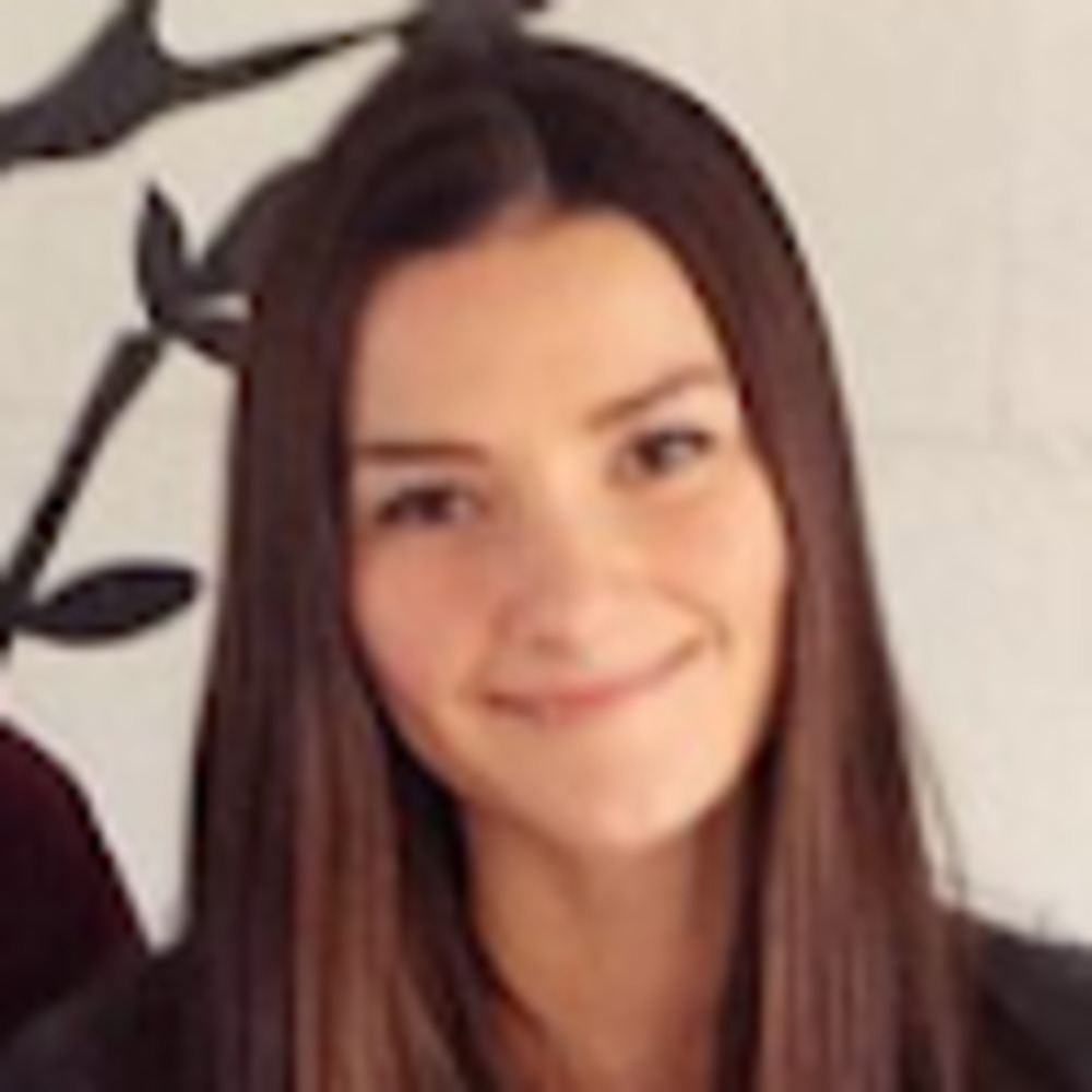 Meet your Posher, Kelly